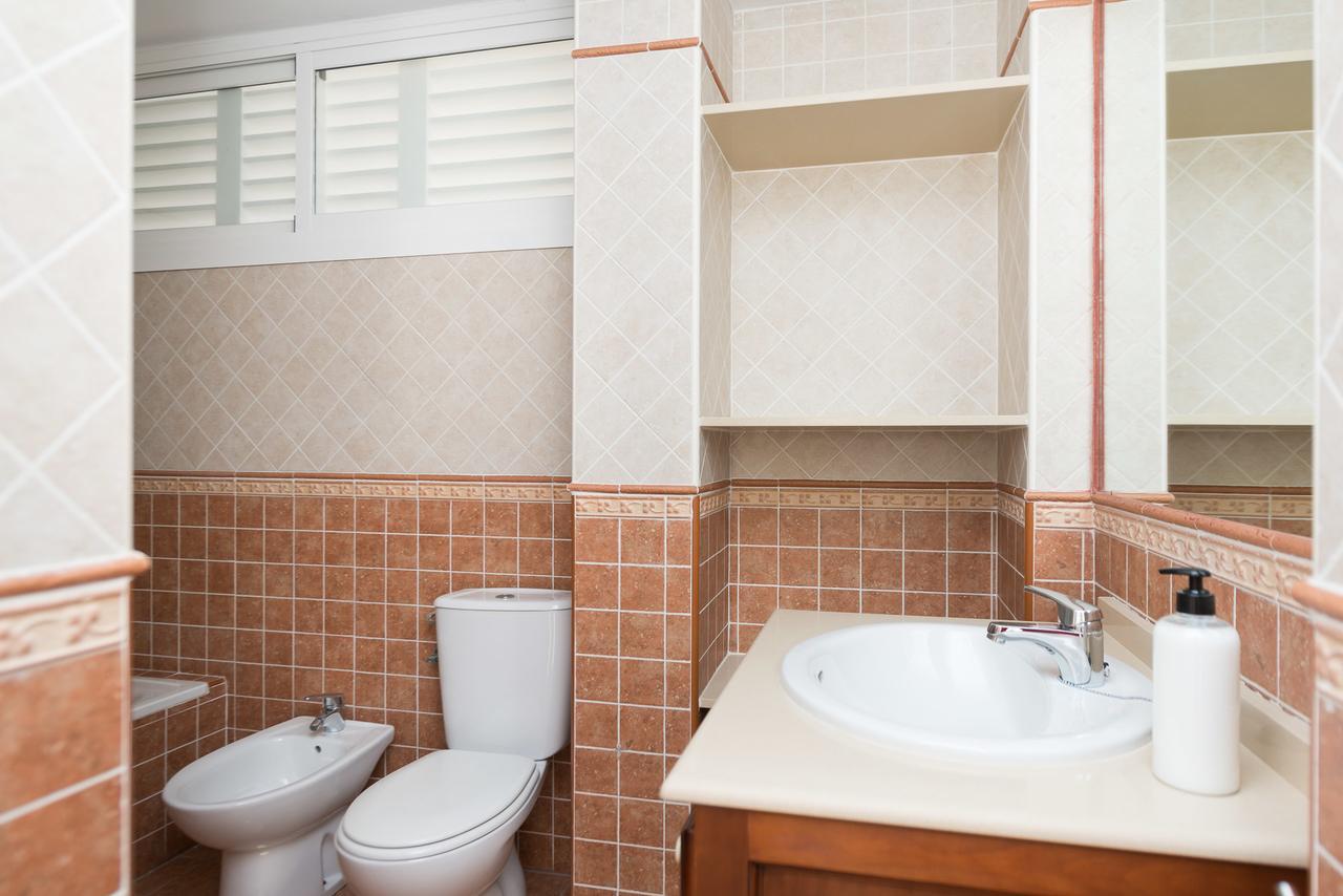 Apartamentos Marta Playa Alicante Esterno foto